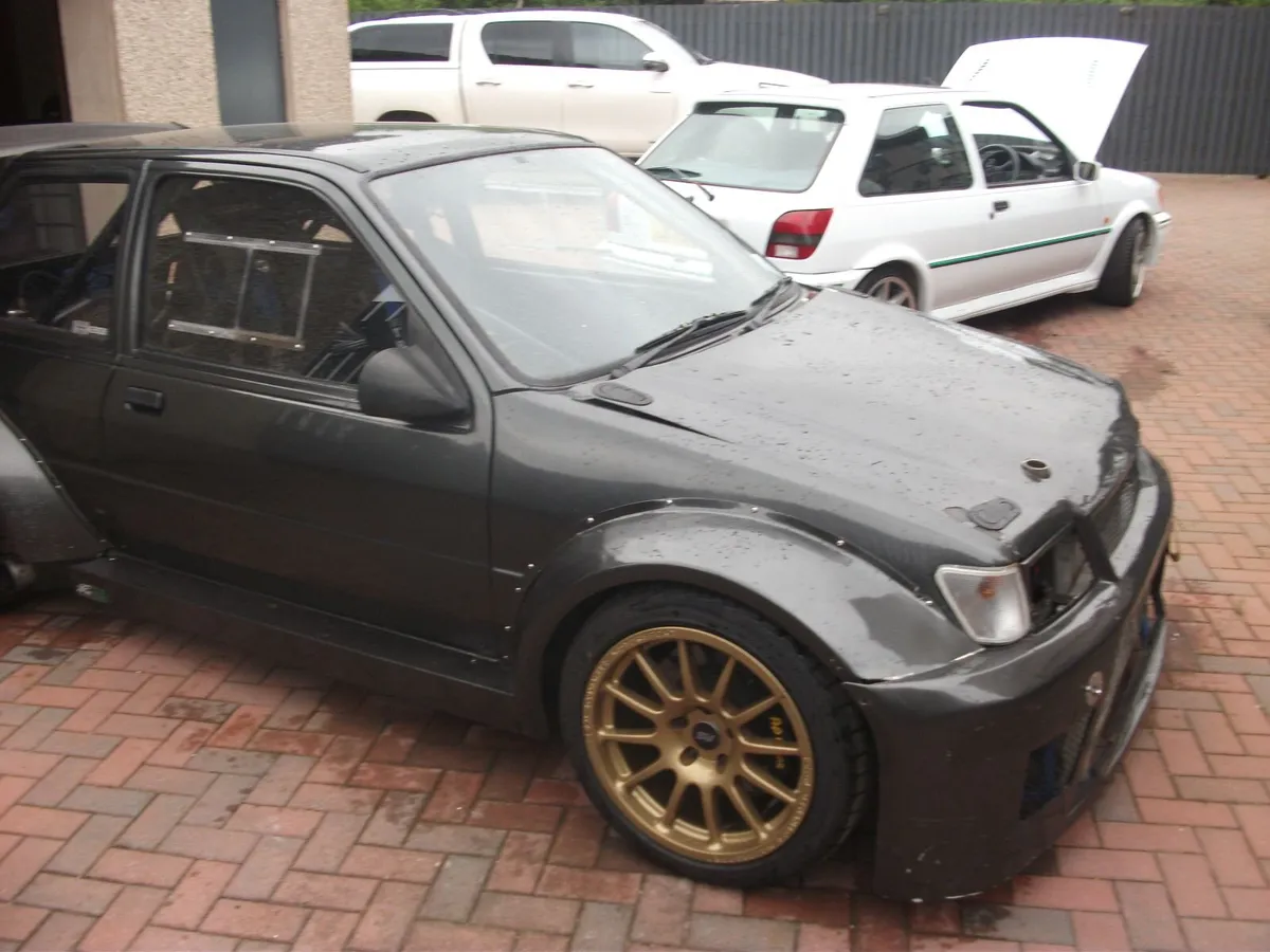 car - Image 2