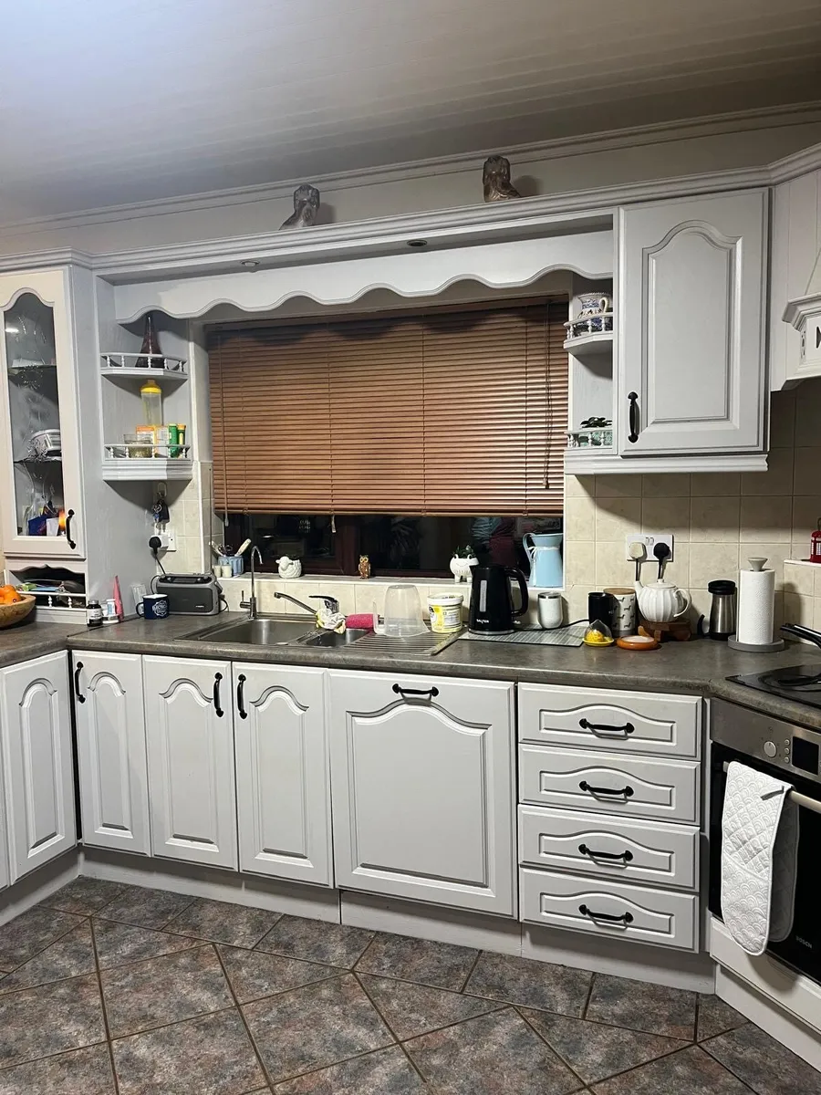 Kitchen - Image 2