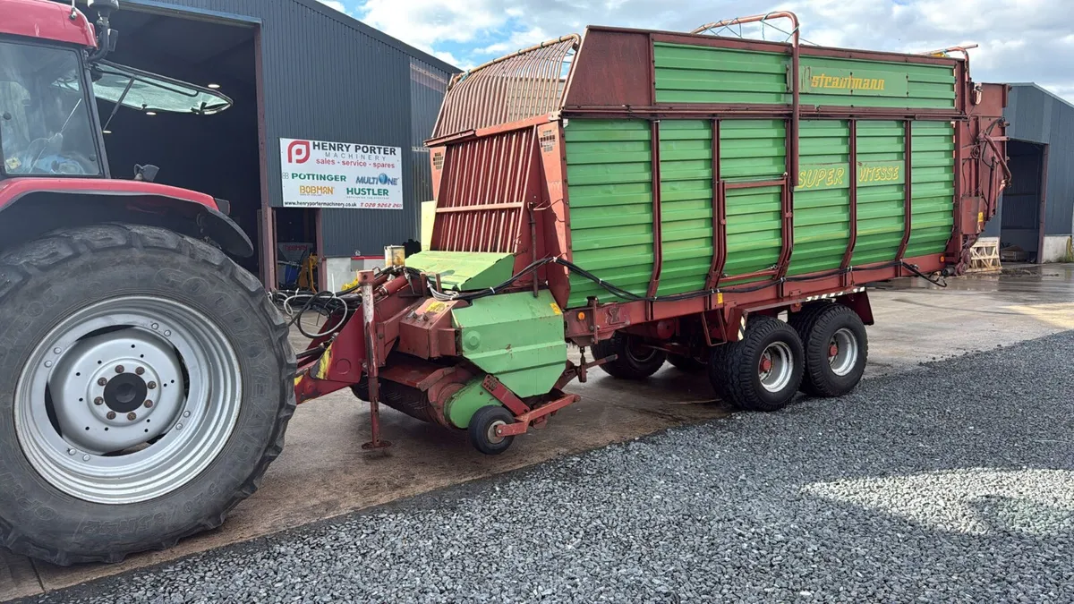 Strautmann Super Vitesse 1 Silage Wagon - Image 1