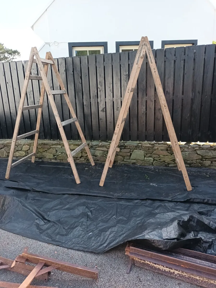 Pair of 8' wooden painters trestles - Image 1