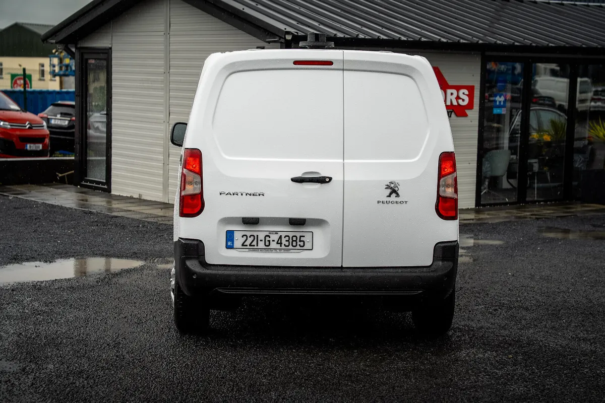 2022 PEUGEOT PARTNER 3 SEATER TURBO DIESEL - Image 4