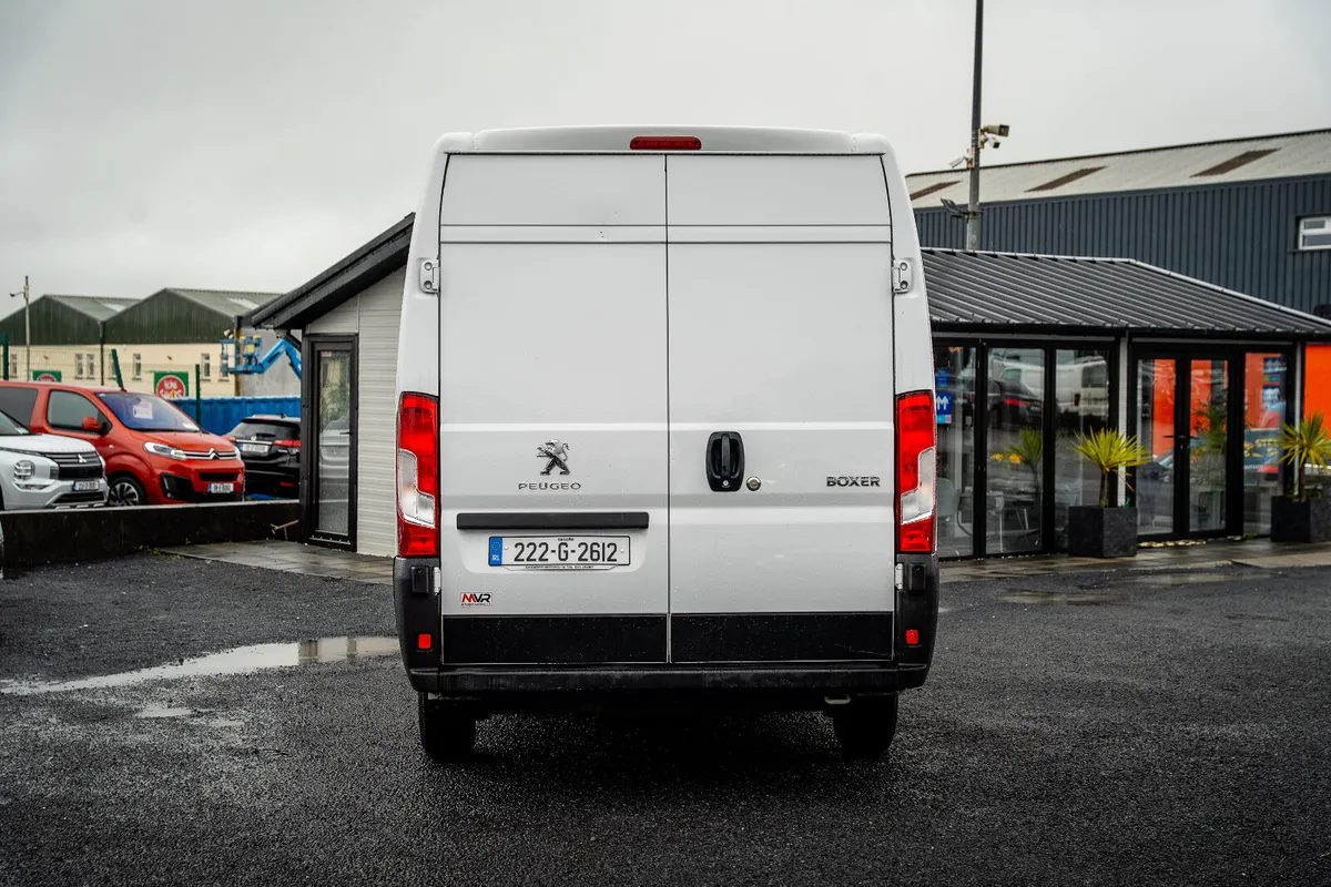 2022  Peugeot Boxer BLUEHDI PROFESSIONAL XTRA LWB - Image 2