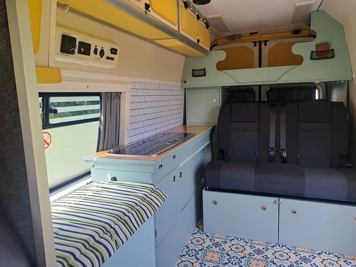Campervan - Image 4