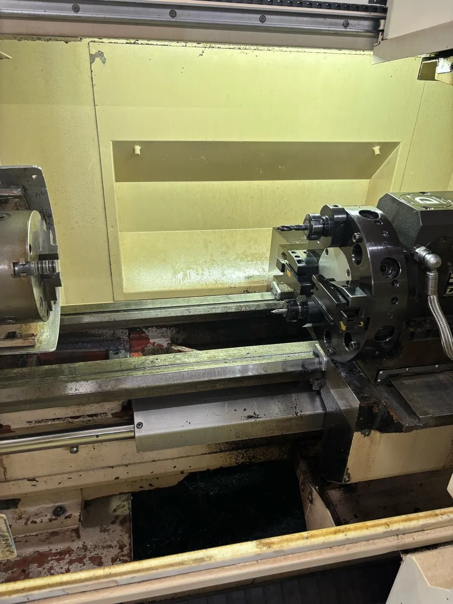 CNC lathe - Image 4