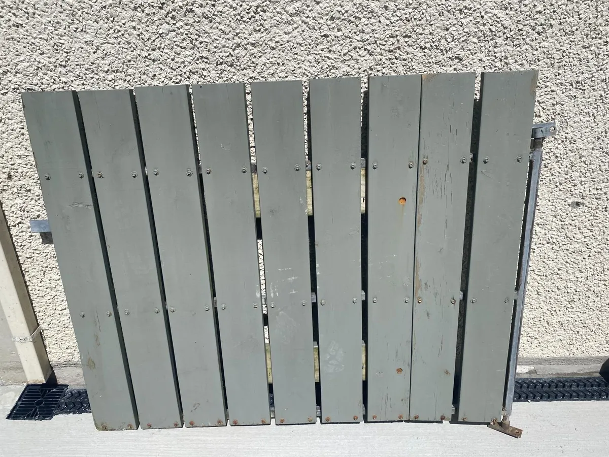Heavy Duty Timber & Galvanised Steel Gates - Image 3