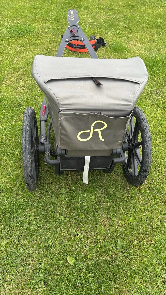 Kidrunner hands free running stroller - Image 2