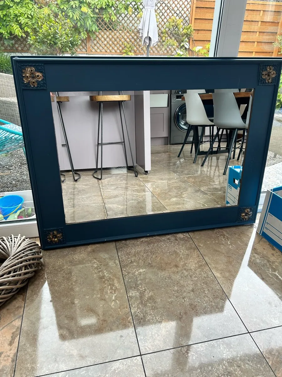 Mirror - Image 2