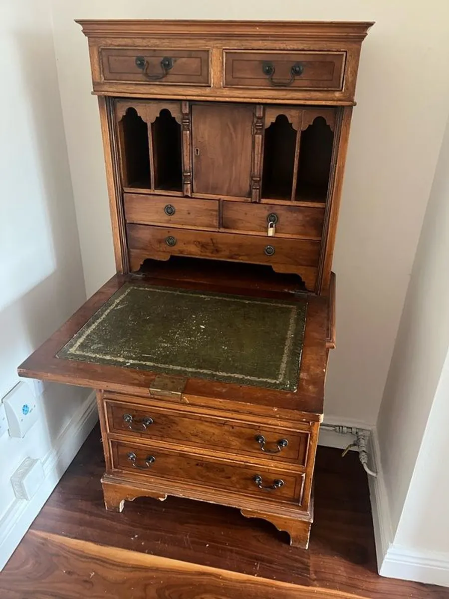Bureau desk antique - Image 1