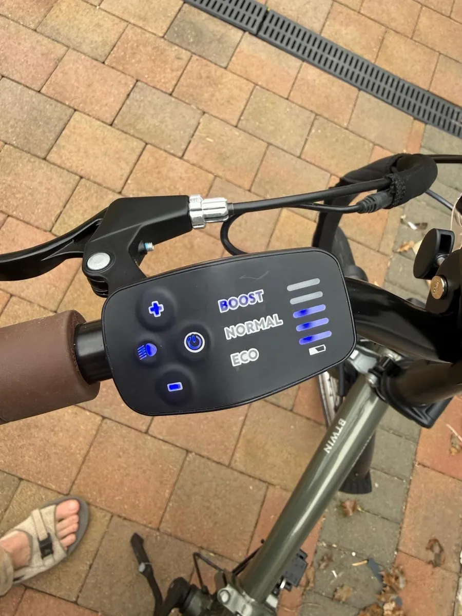B'TWIN E-Fold 500 Electric Folding Bike – Mint - Image 4