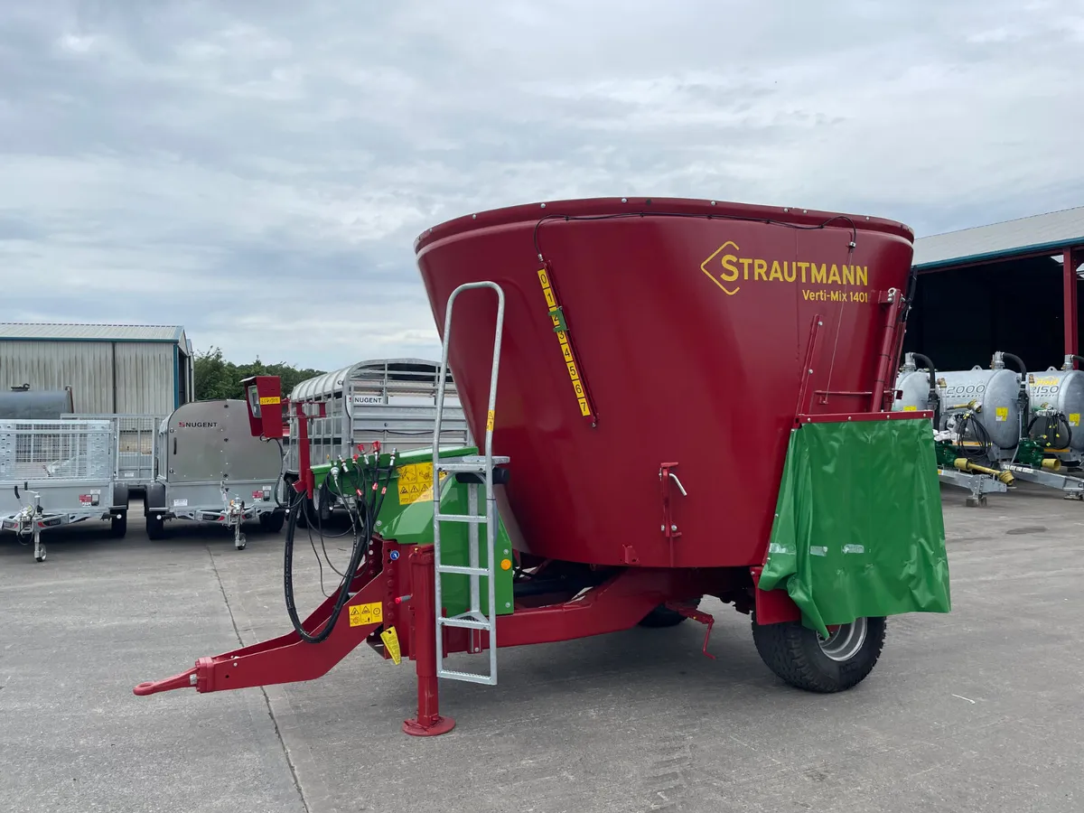 NEW Strautman Verti-Mix  1401 diet feeder - Image 2
