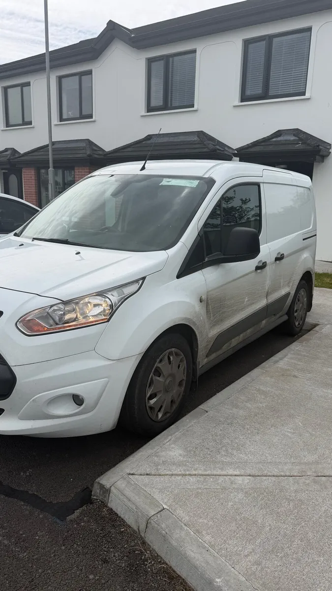 Ford transit Connect - Image 4