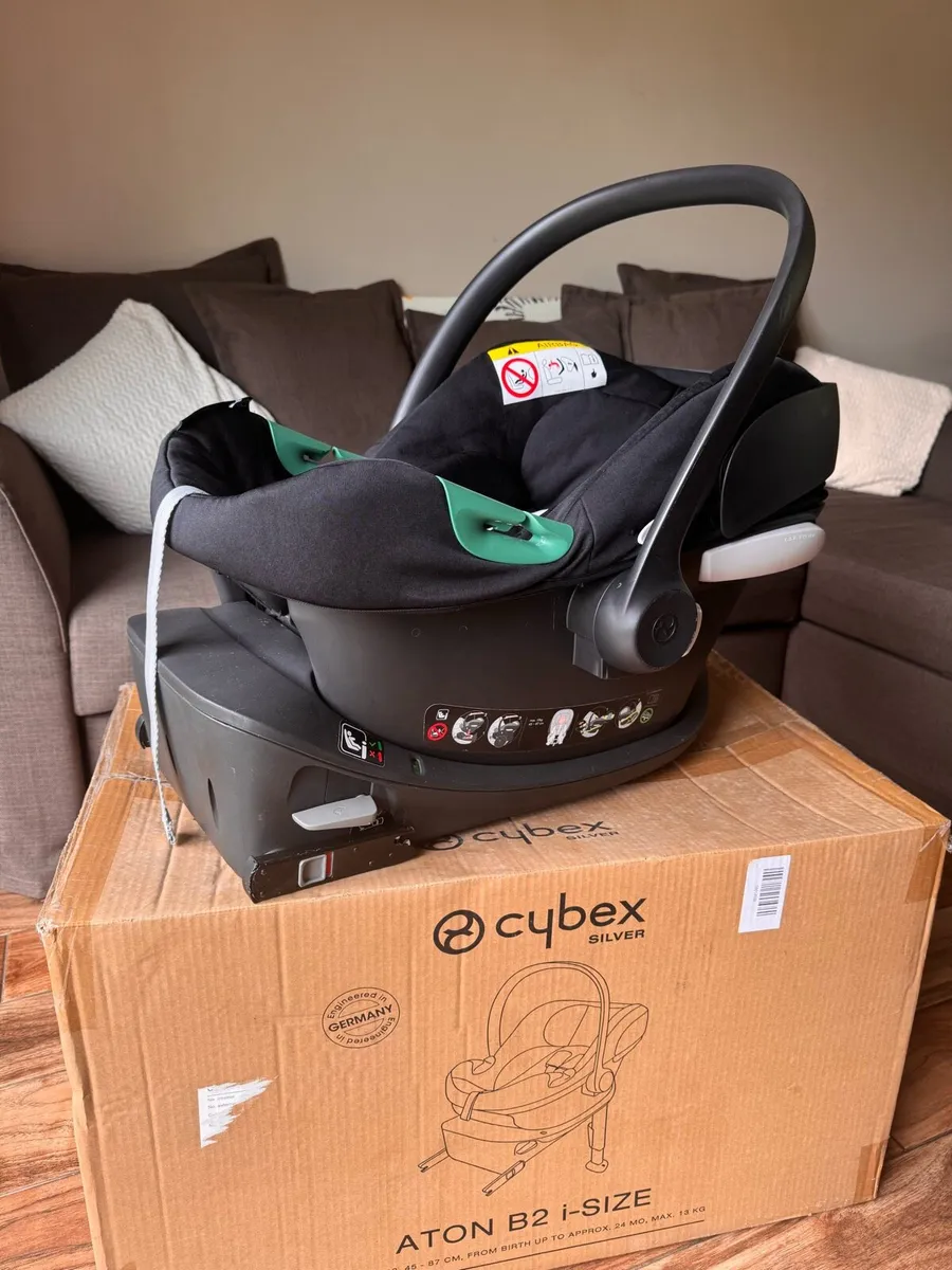 CYBEX Aton B2 i-Size Car Seat + ISOFIX Base + Box - Image 1