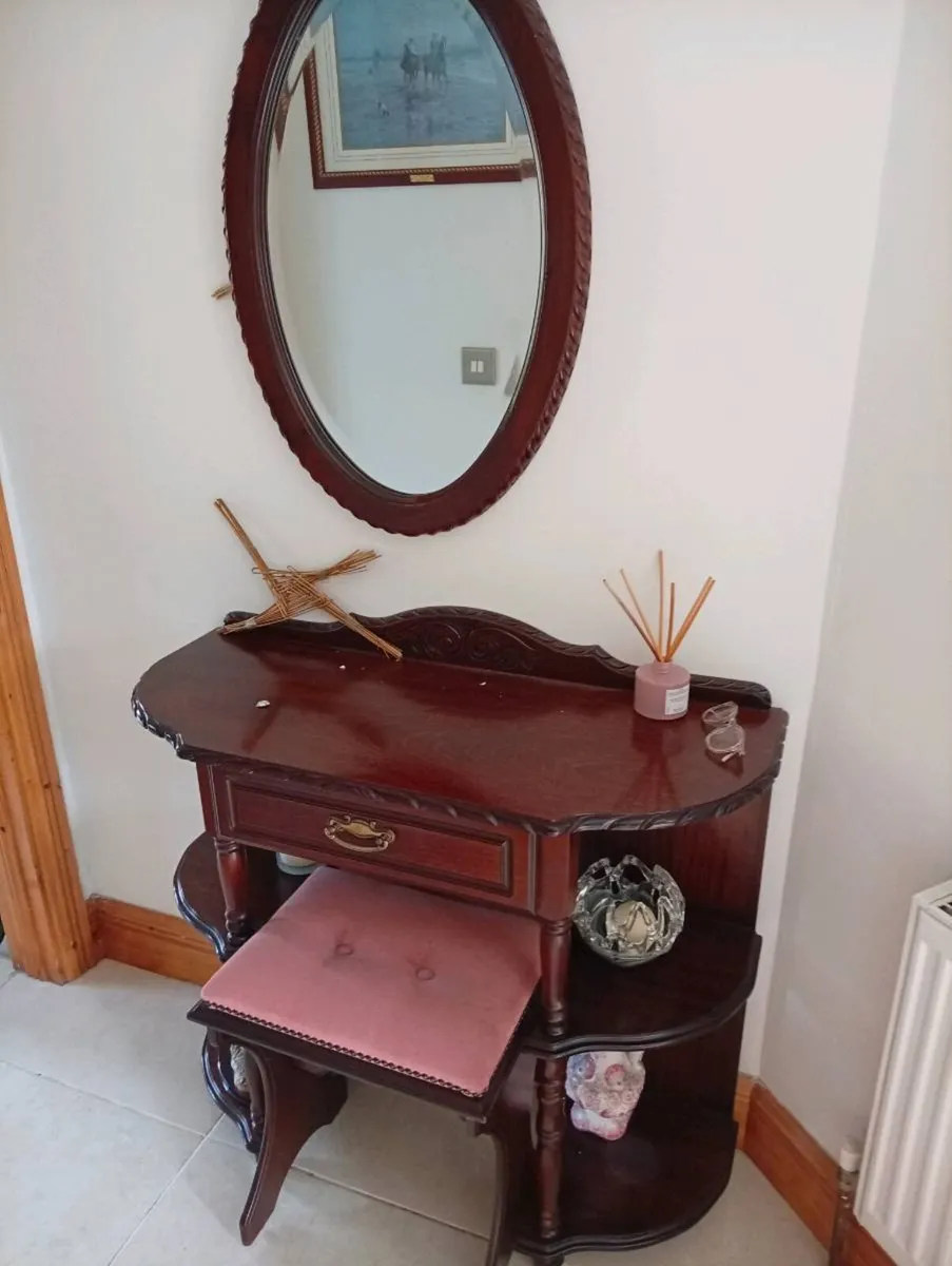 Side board