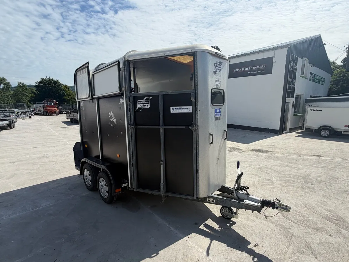 Ifor Williams HB 505 horse box - Image 4