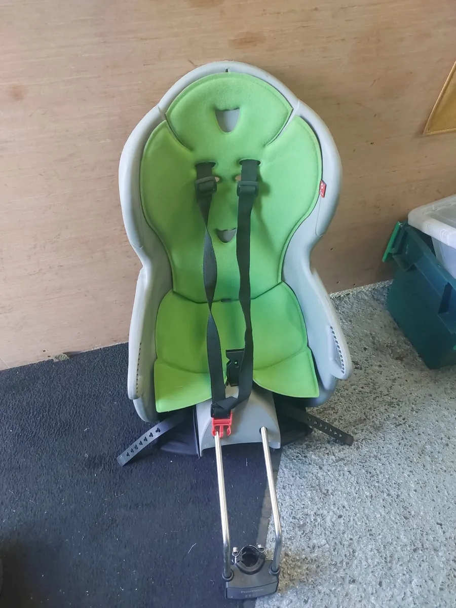 Child seat - Image 1