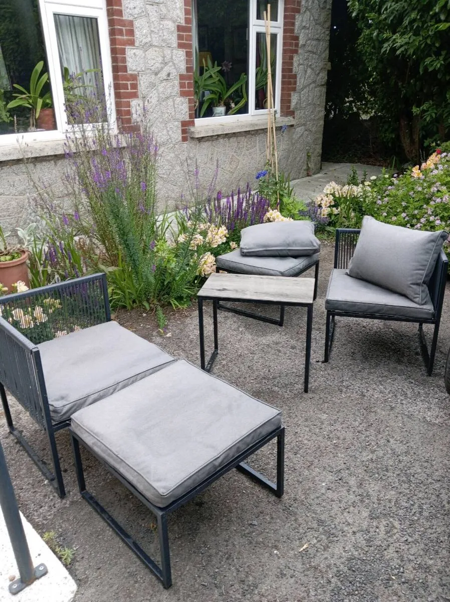 Garden set - Image 1