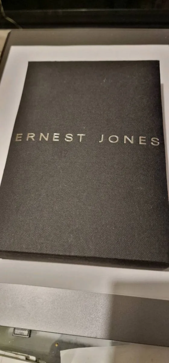 Ernest & Jones gold necklace - Image 2