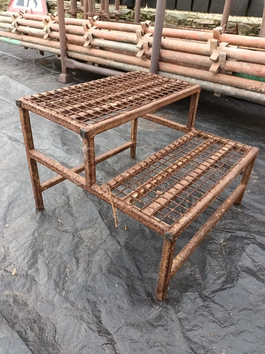Metal mesh steps, suitable for caravan, shed ec - Image 2