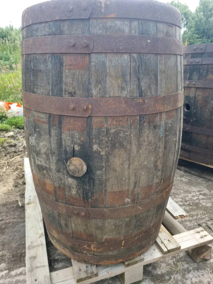 Whiskey barrels - Image 3