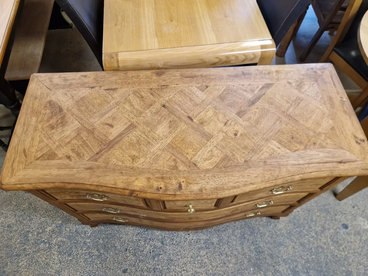 Large vintage oak chest of drawers - Image 3