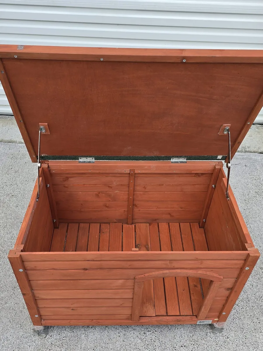 Dog house - Image 2