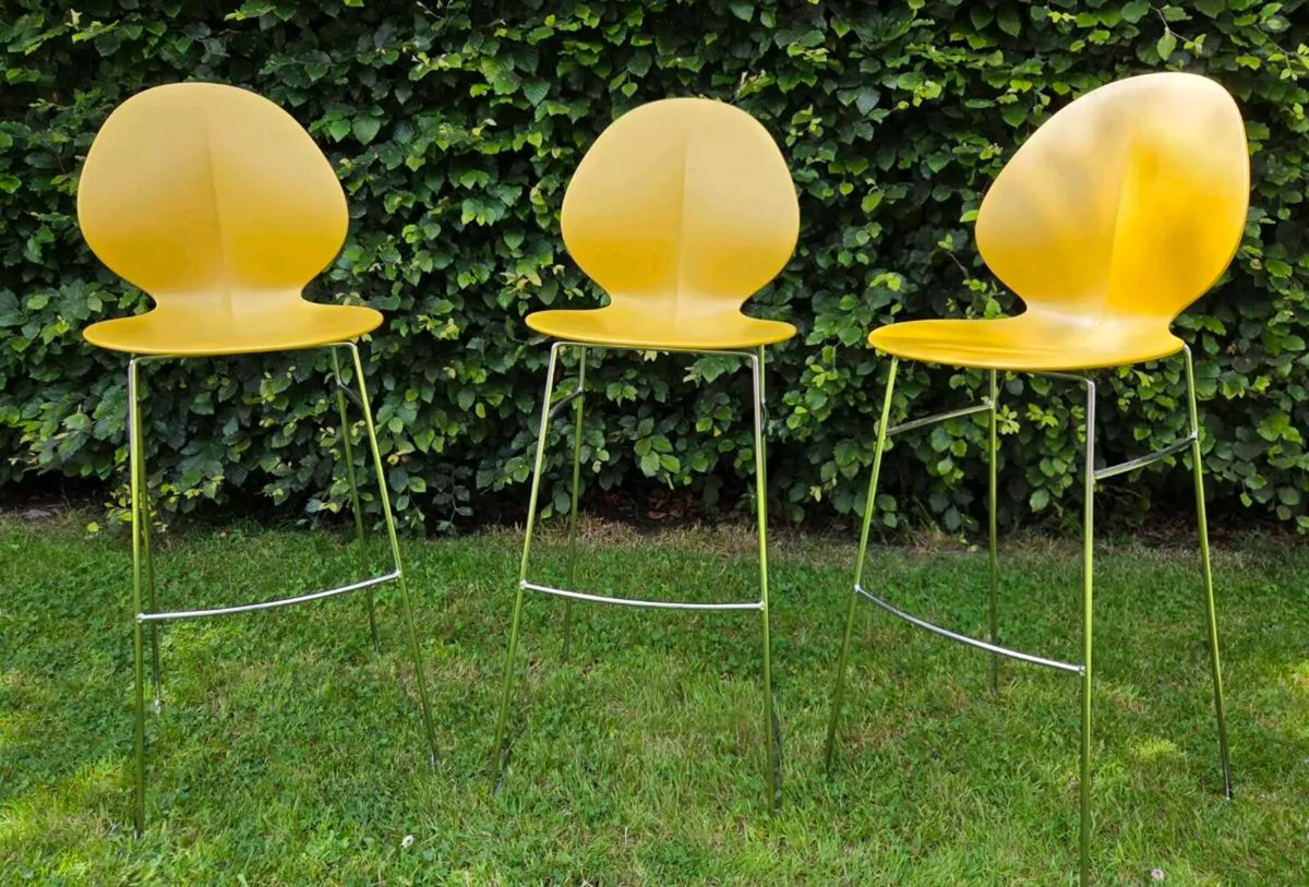 Caligaris Kitchen Stools - Image 1