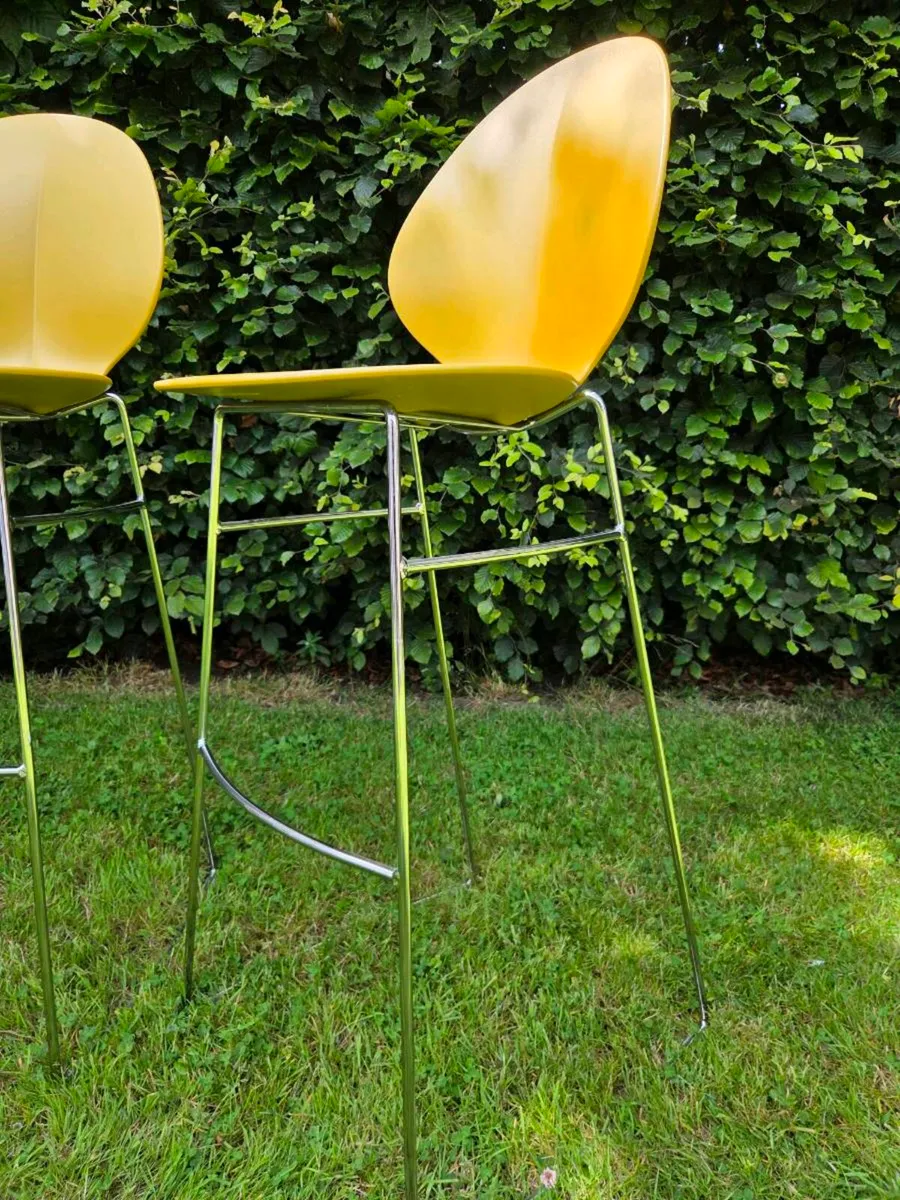 Caligaris Kitchen Stools - Image 3
