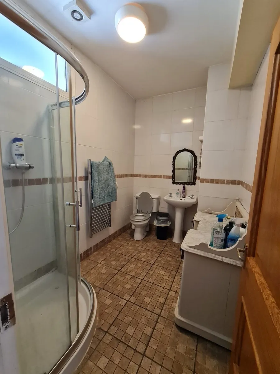 Charming double rooms interconnected - Image 3