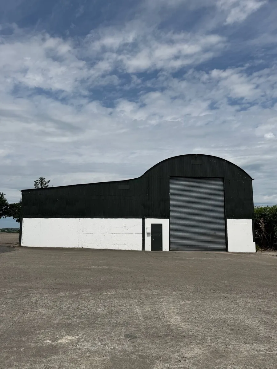 ** Shed for rent longterm secure ** - Image 2
