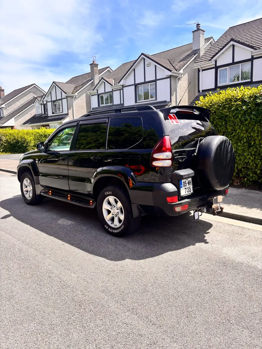 Toyota landcruiser - Image 2