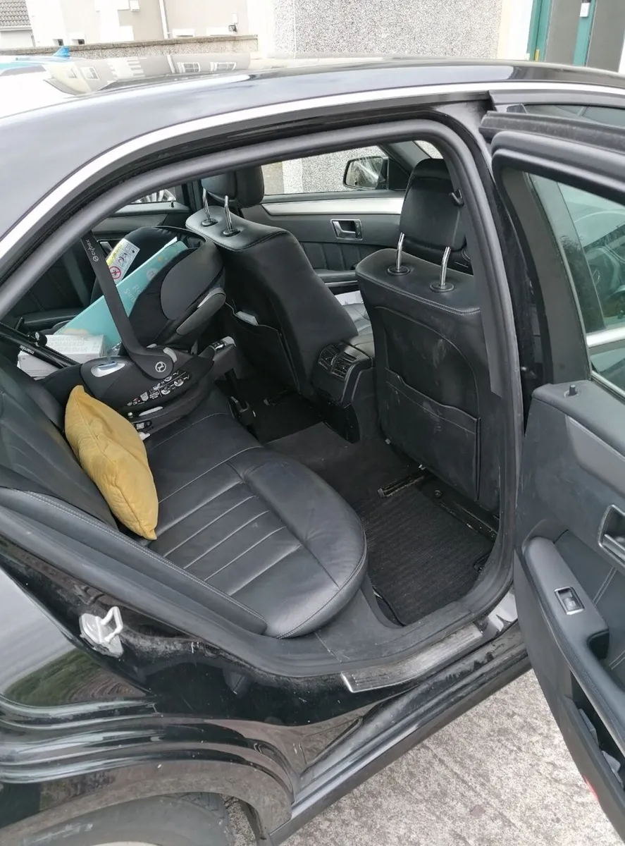 Mercedes-Benz E220 2014 Automatic Diesel - Image 4