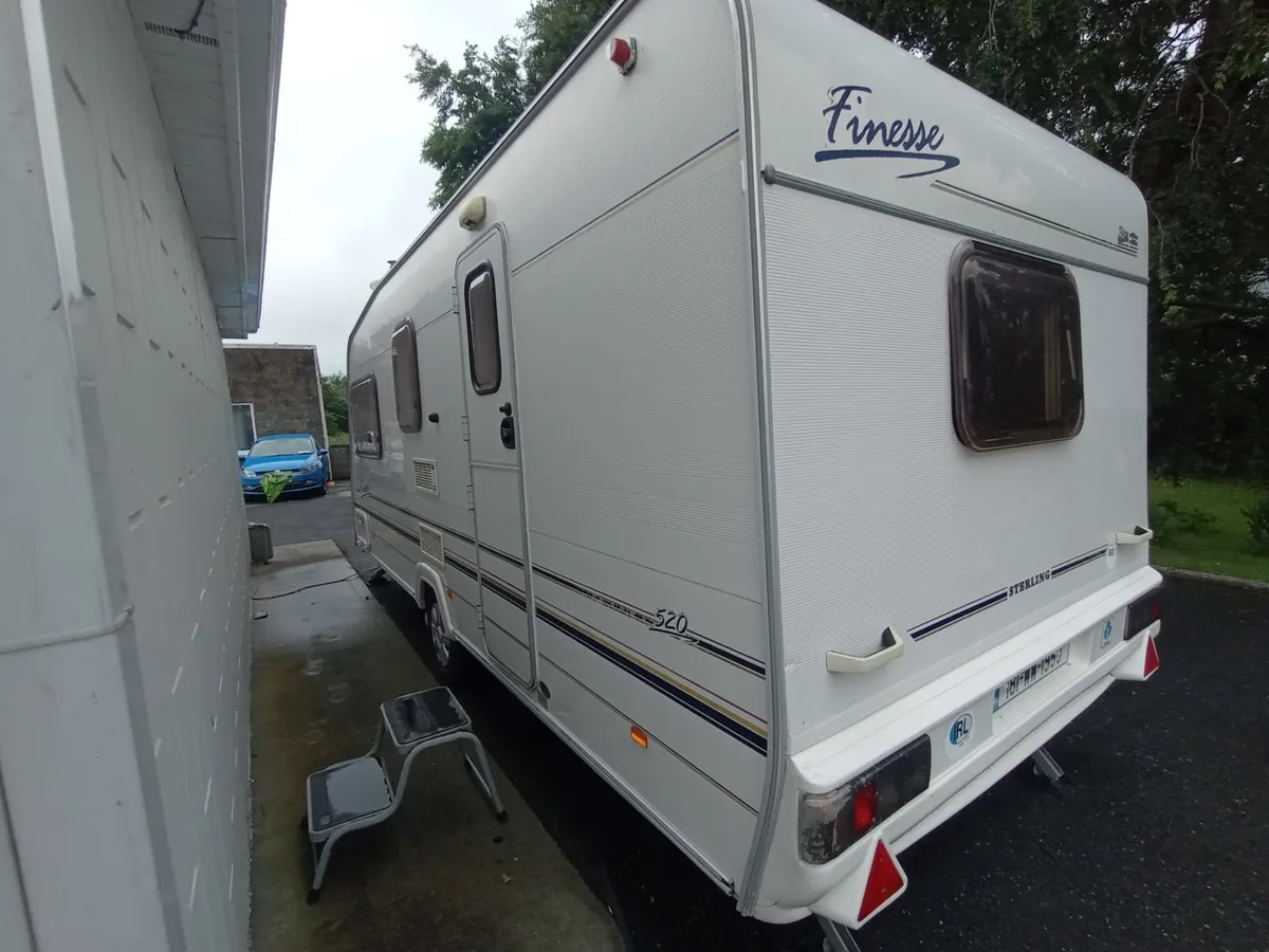4 Birth carava with awning - Image 1