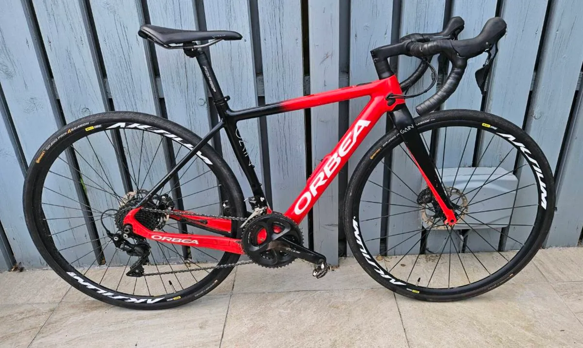 Orbea Gain M30 Carbon eBike - Image 1