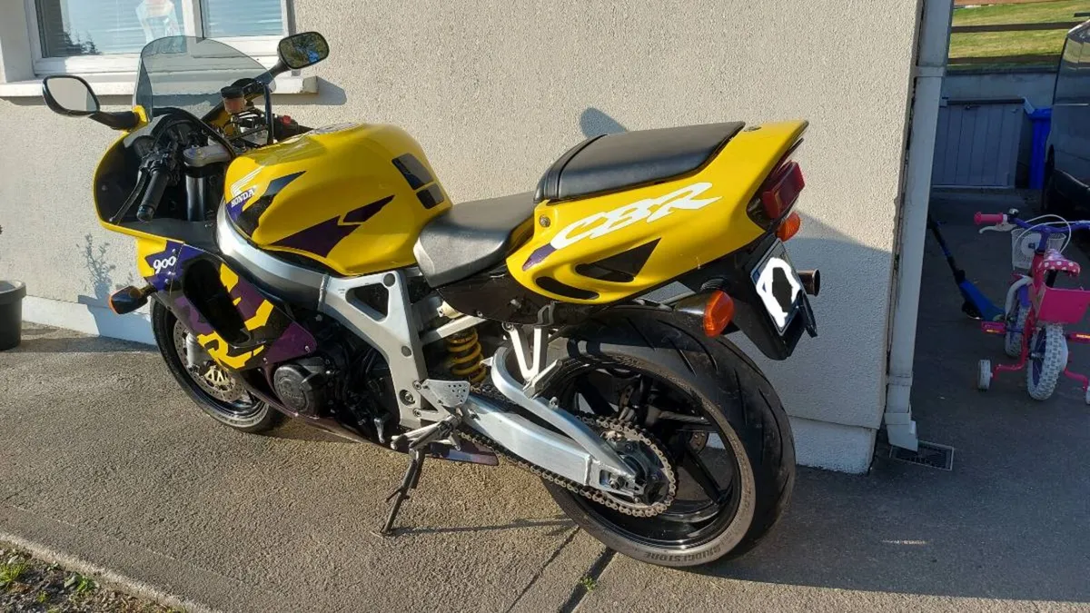 1997 Honda Fireblade - Image 3