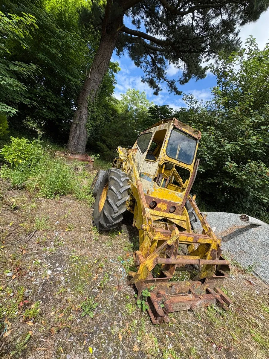 Wether Hill H42 Loading Shovel - Image 4