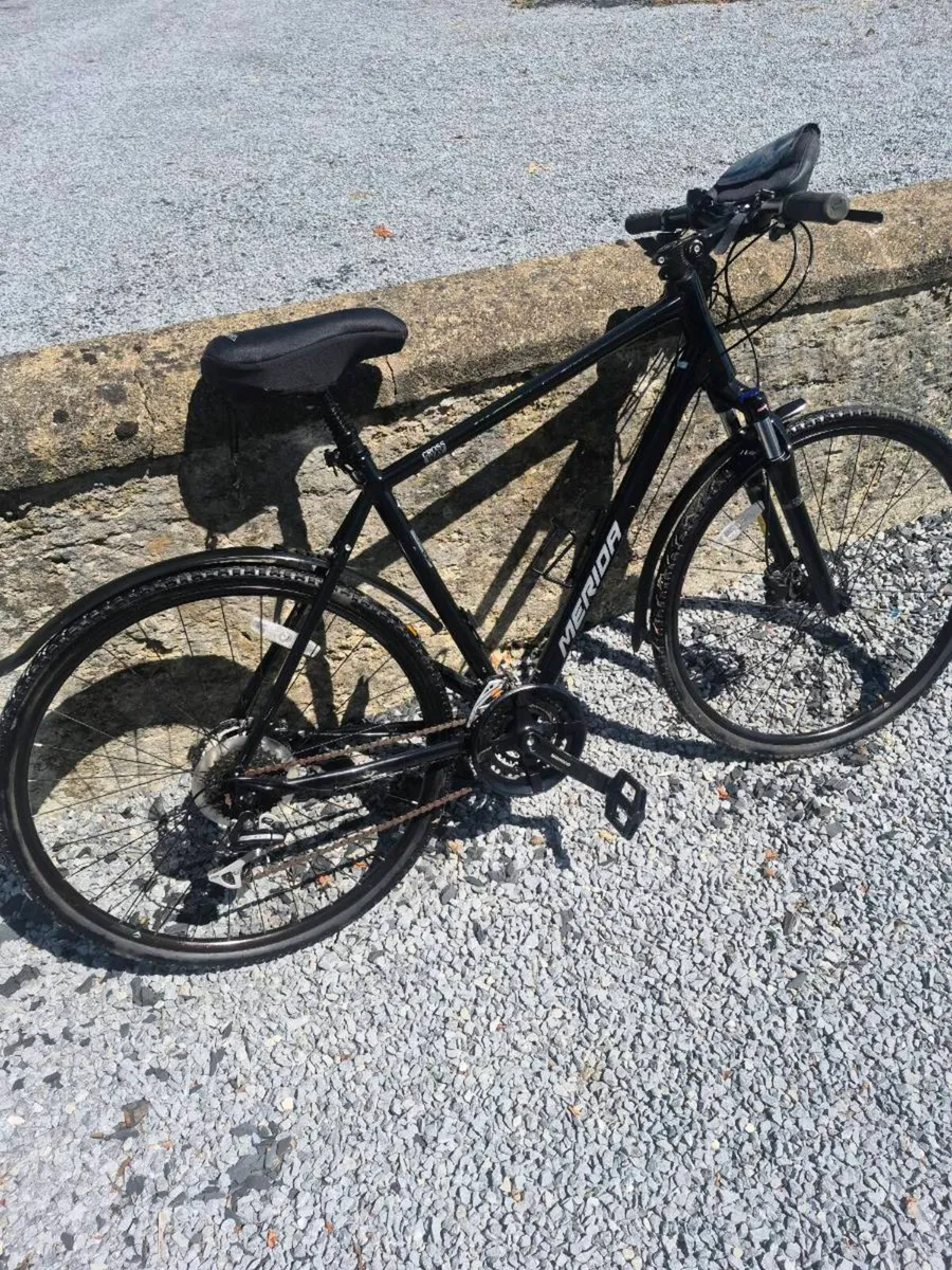 Merida cross way 20 bike.  As new. Can deliver - Image 1