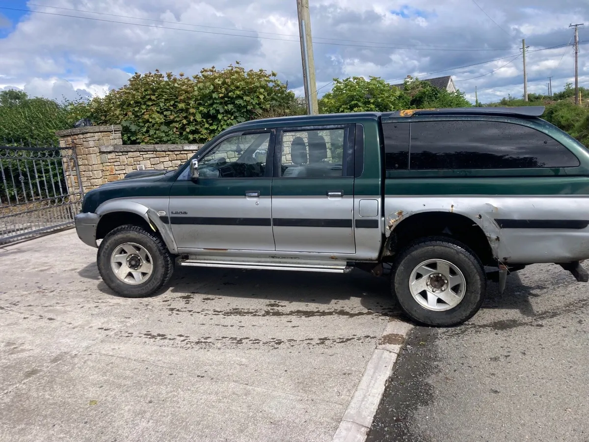 L200 - Image 3
