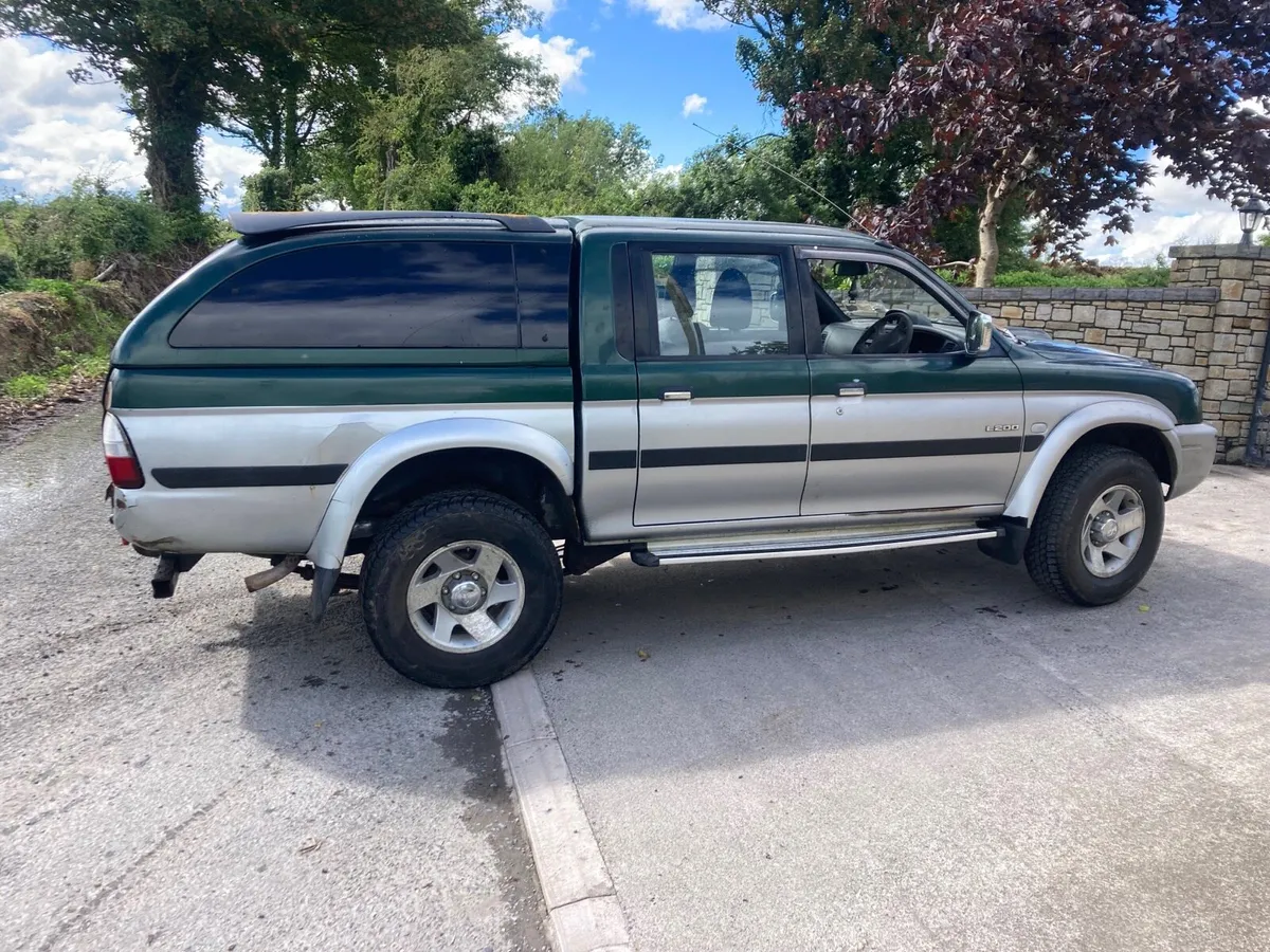 L200 - Image 4
