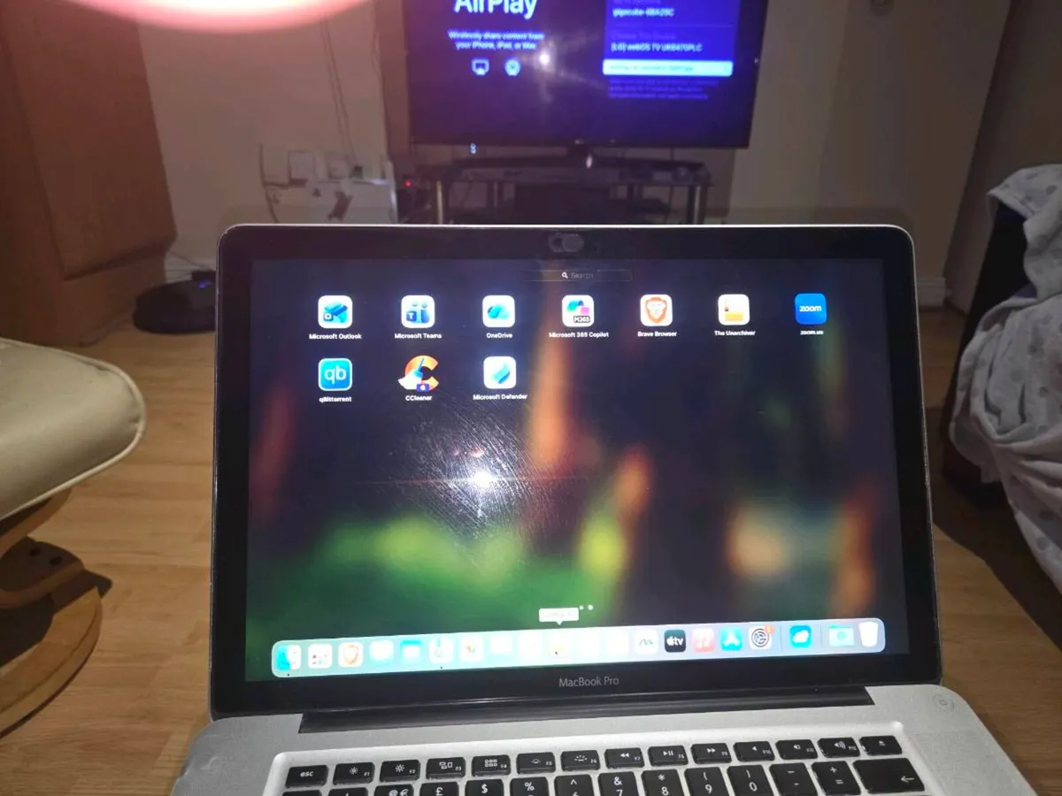MacBook Pro - Image 3