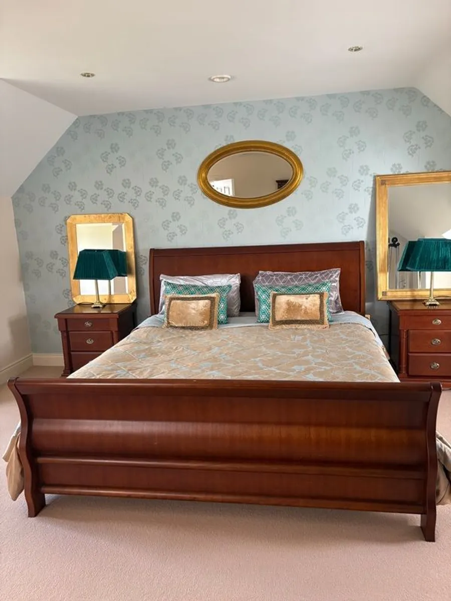 Bedroom furniture set & new mattress - Image 2