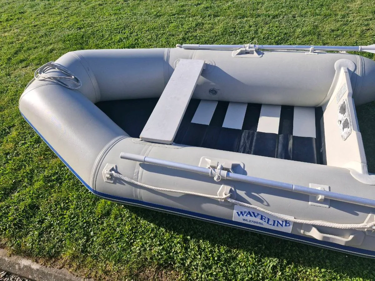 2.7m inflatable dingy - Image 3
