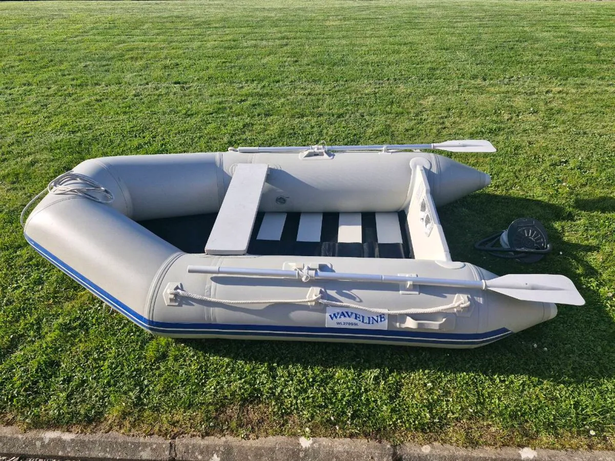 2.7m inflatable dingy - Image 4