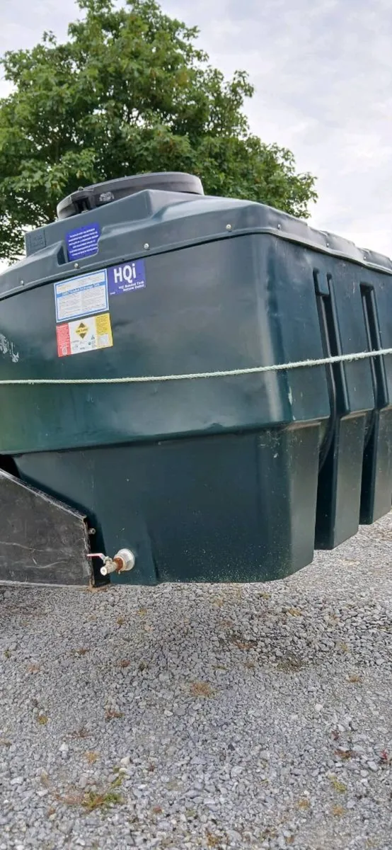 1400 bunded oil tank as new 2024 purchase - Image 1