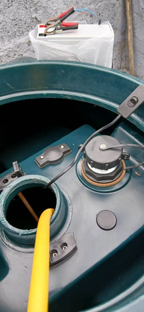 1400 bunded oil tank as new 2024 purchase - Image 3