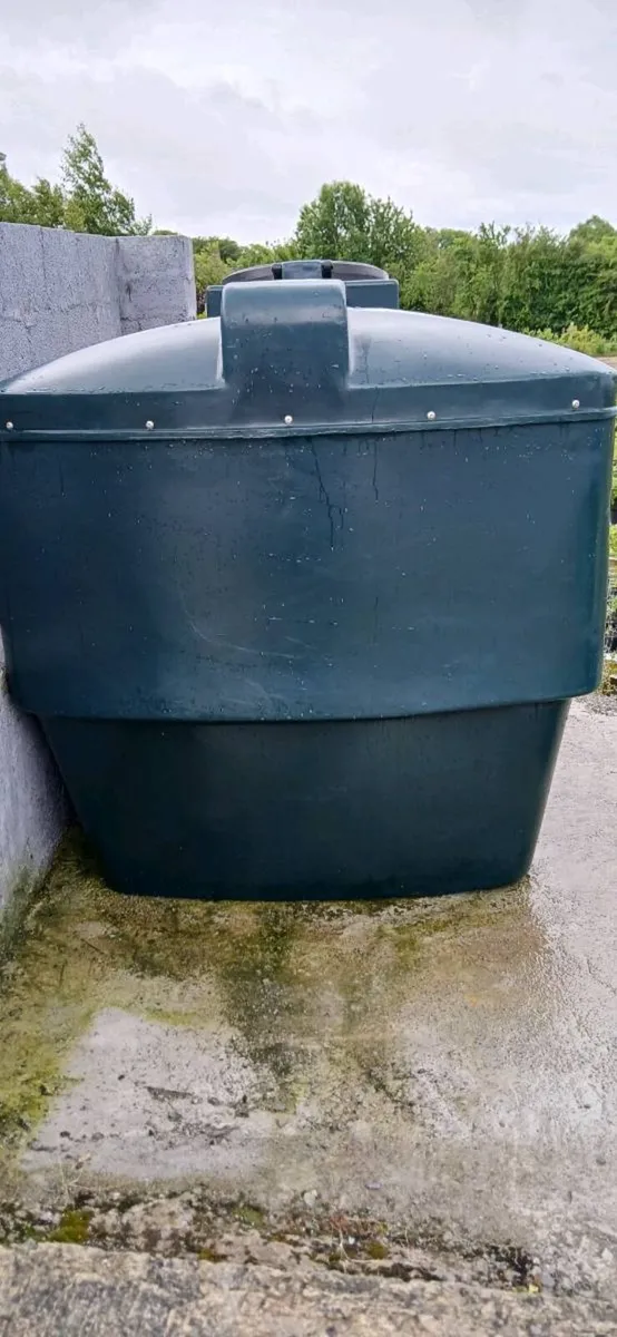 1400 bunded oil tank as new 2024 purchase - Image 4
