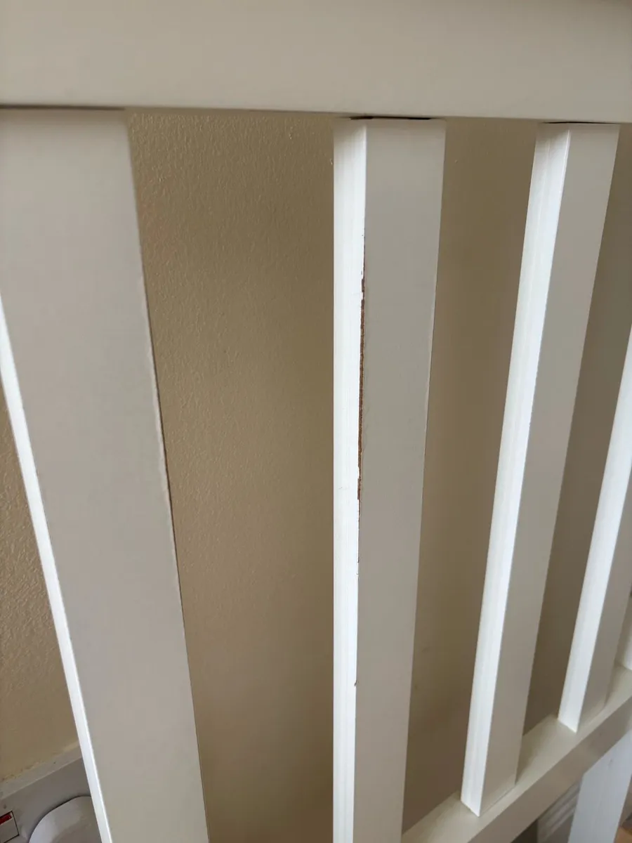 Single bed - Image 2