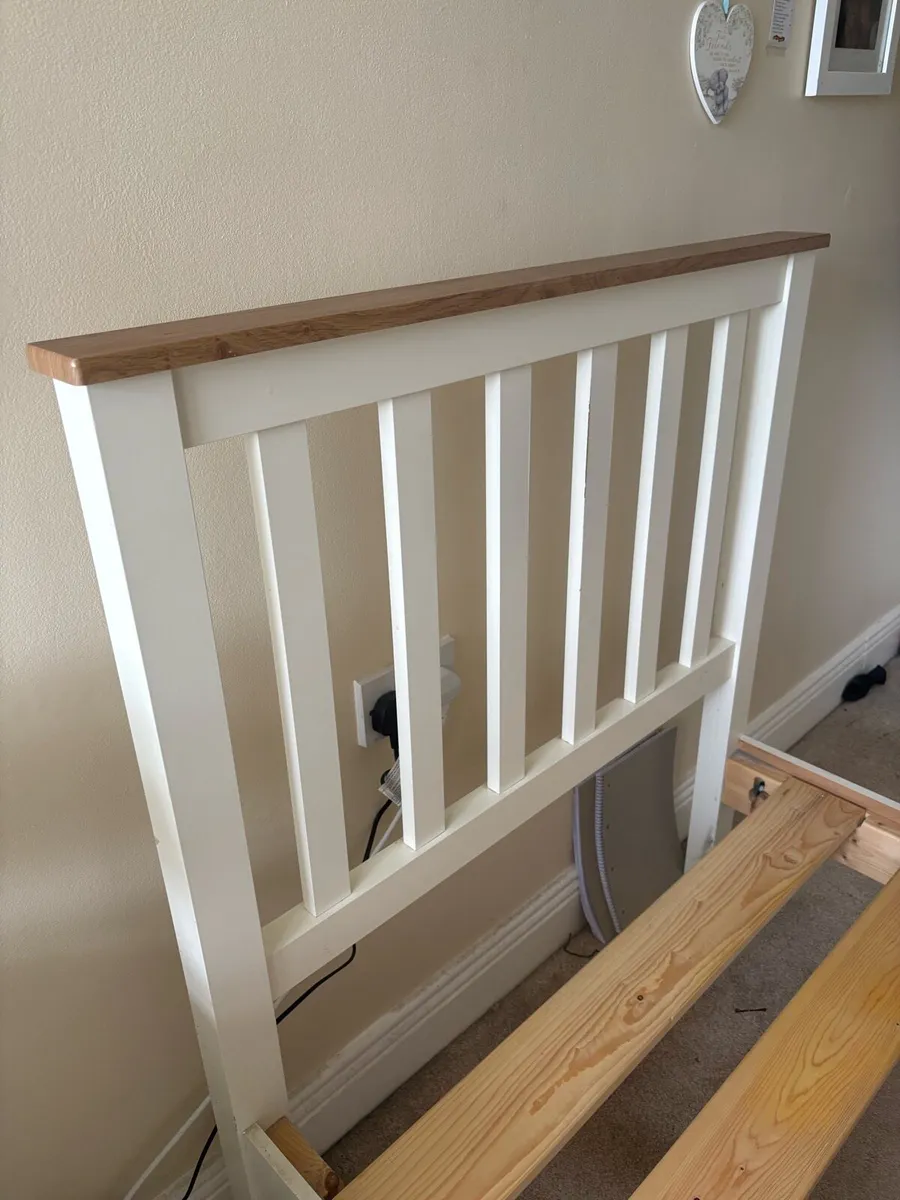 Single bed - Image 3