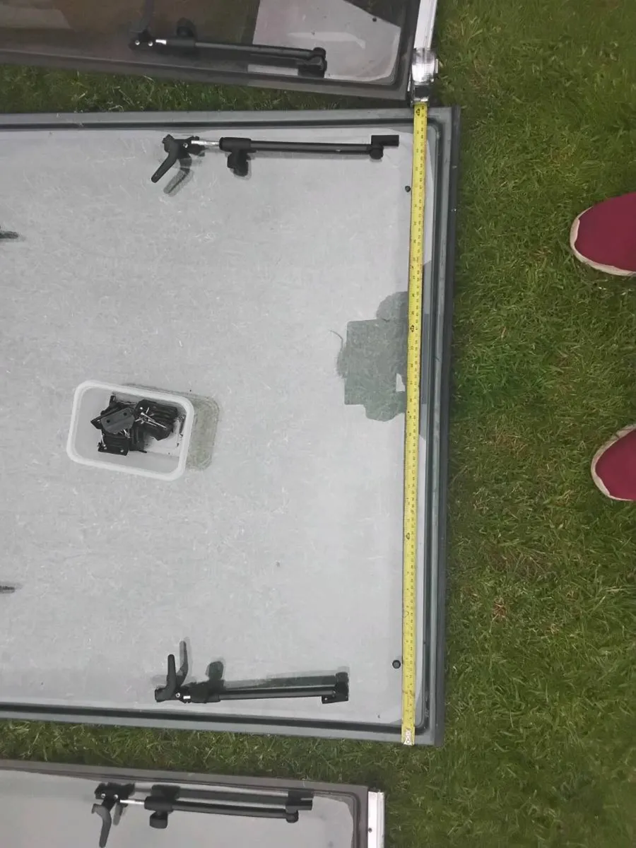 Front windows for camping - Image 3