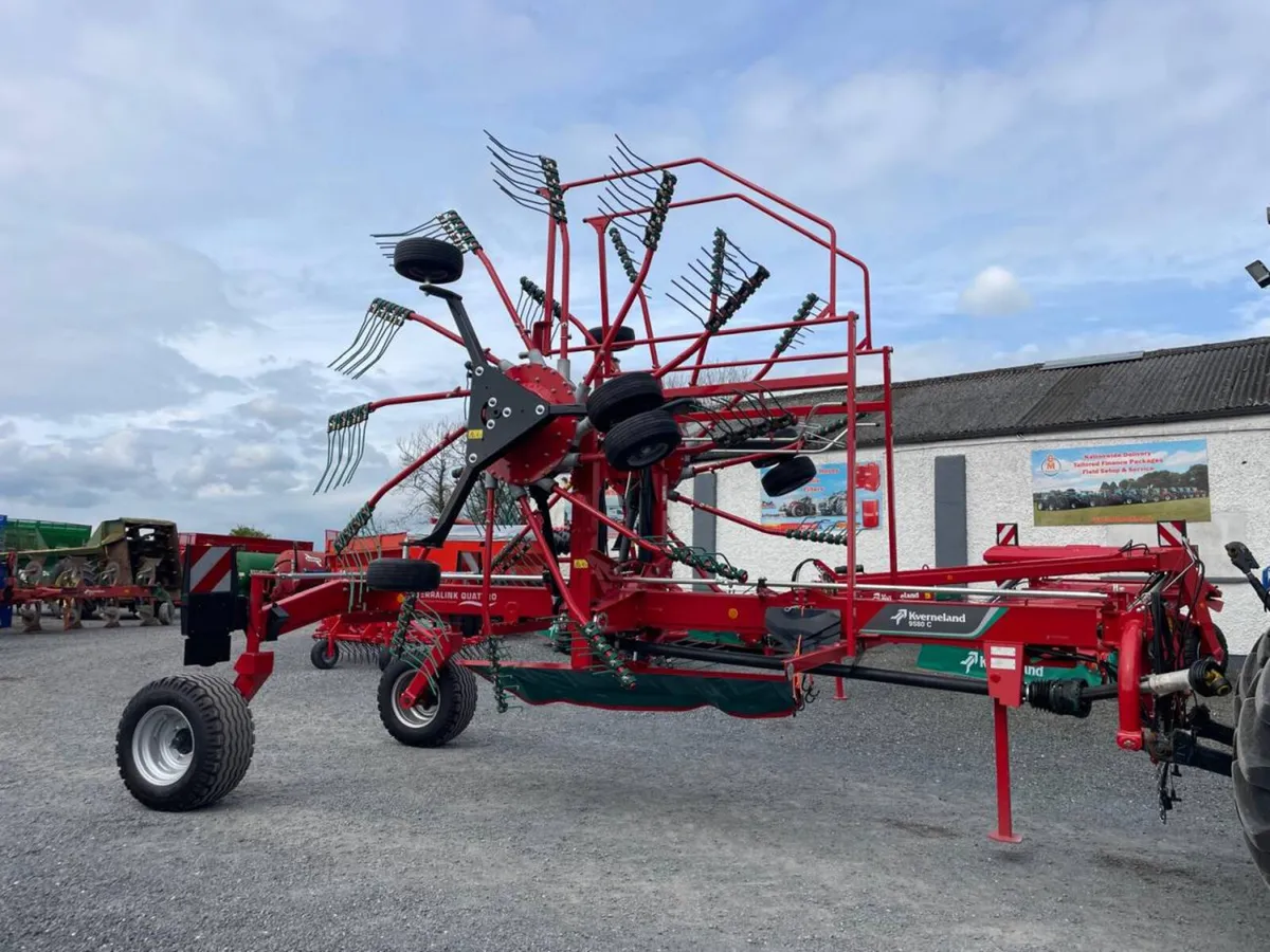Kverneland 9580C Rake - Image 2