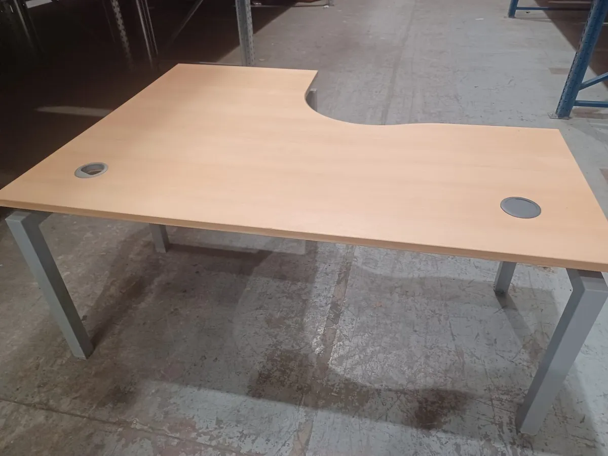Office desks - Image 2